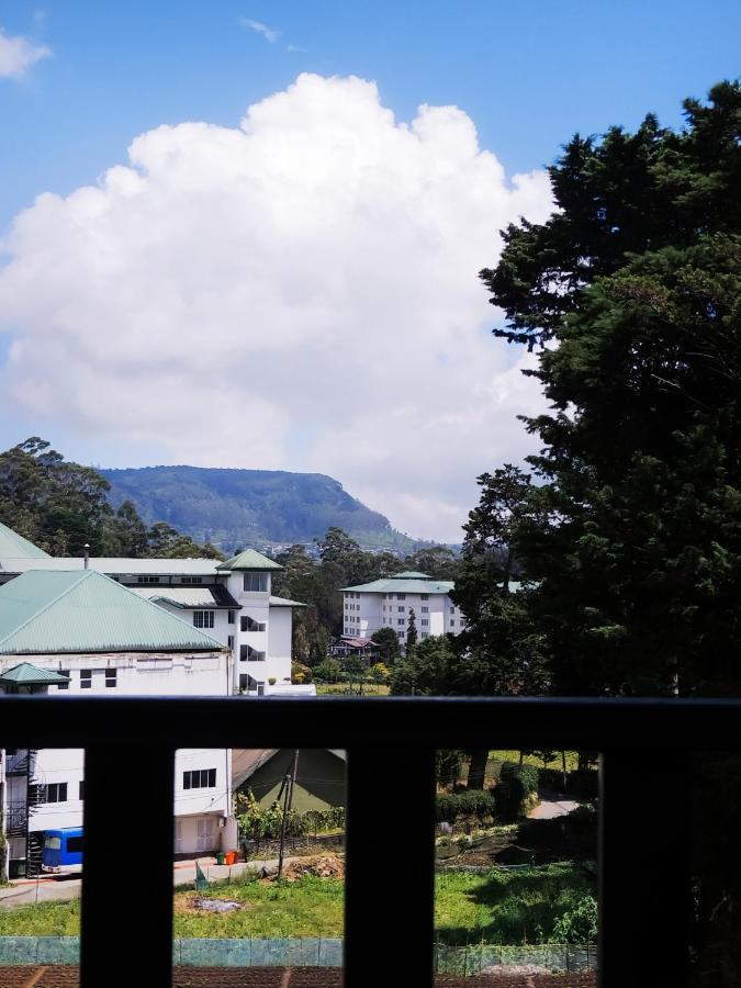 Appartamento The Teak By Lakbima Nuwara Eliya Esterno foto
